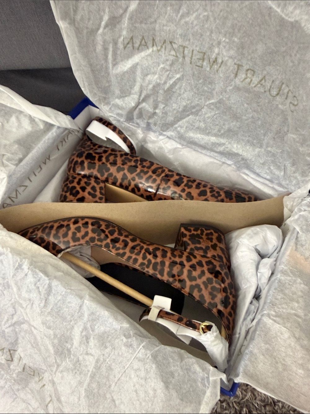 Stuart Weitzman Leopard-Print Ankle-Strap Pumps in Brown/Black New in Box - Picture 8 of 8